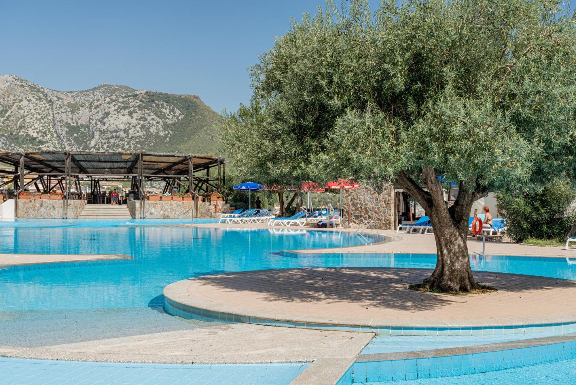 Club Esse Cala Gonone 호텔 외부 사진